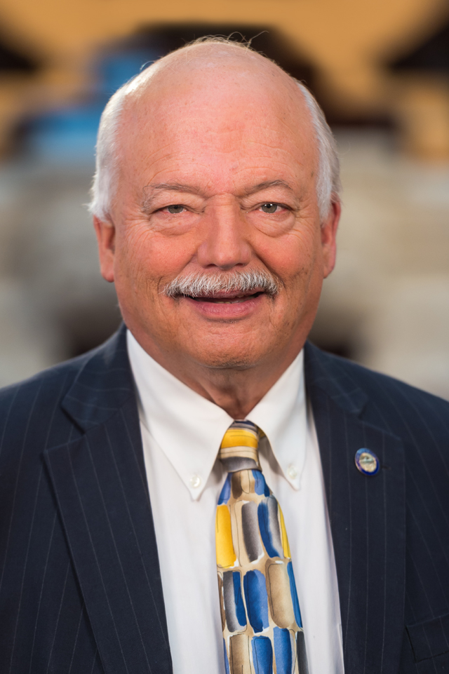 photo of Senator Hackett